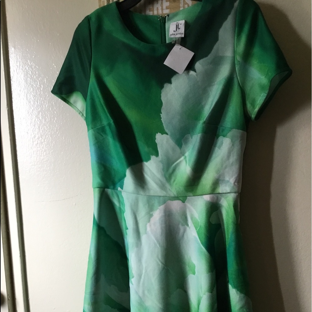 Julia Jordan midi dress.